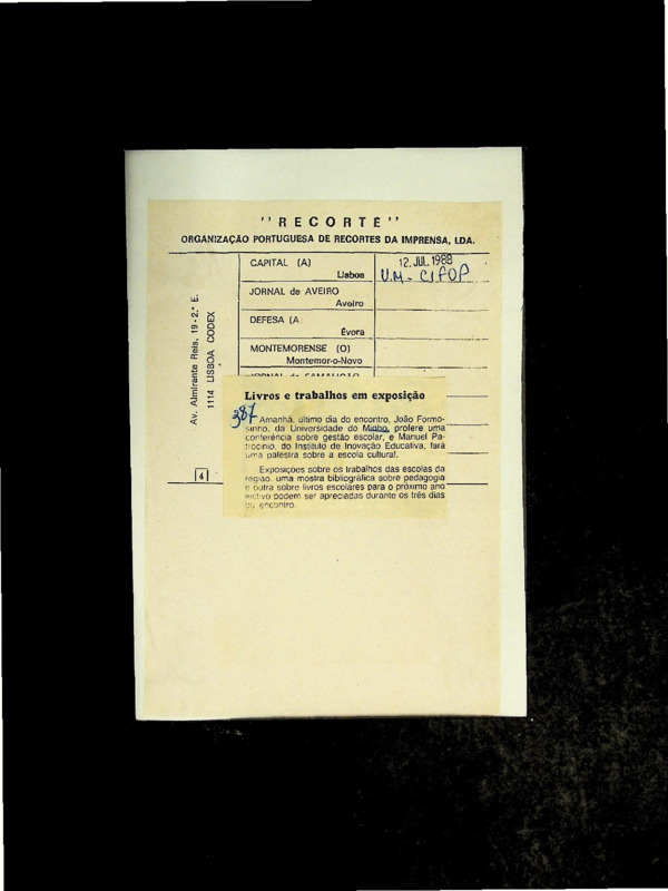  Livros e trabalhos em exposição 